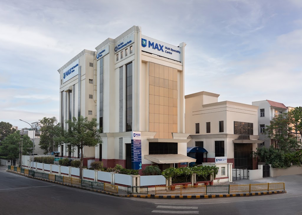 Dr. Department Of Cardiology Max Multi Speciality Centre Noida