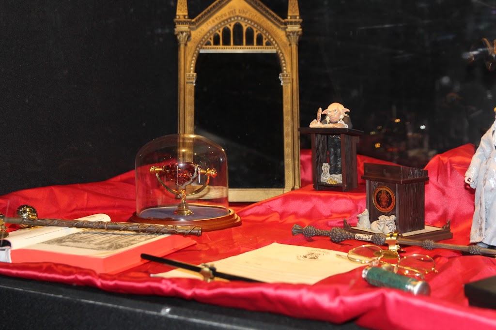 the magical miniworld experience — Del propietario