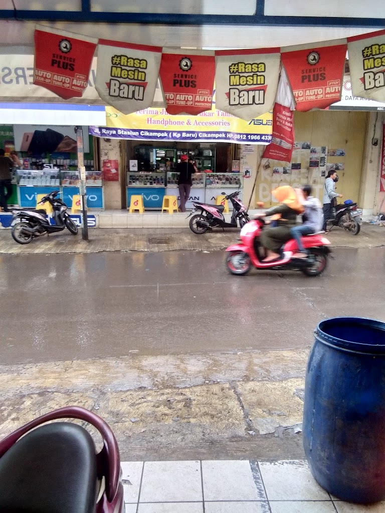 Planet Ban Stasiun Cikampek Karawang
