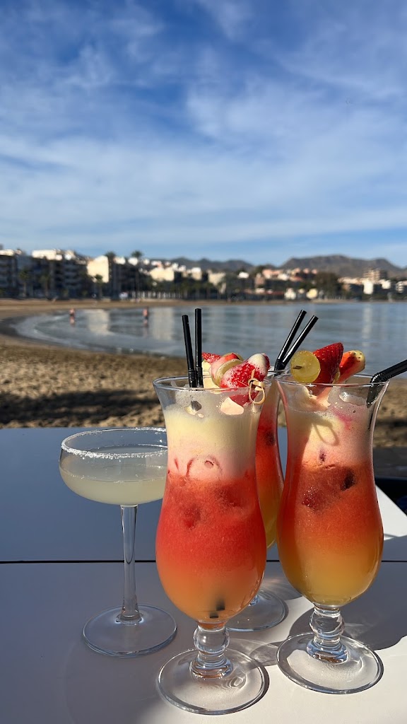La Vista Puerto de Mazarron — Comida y bebida
