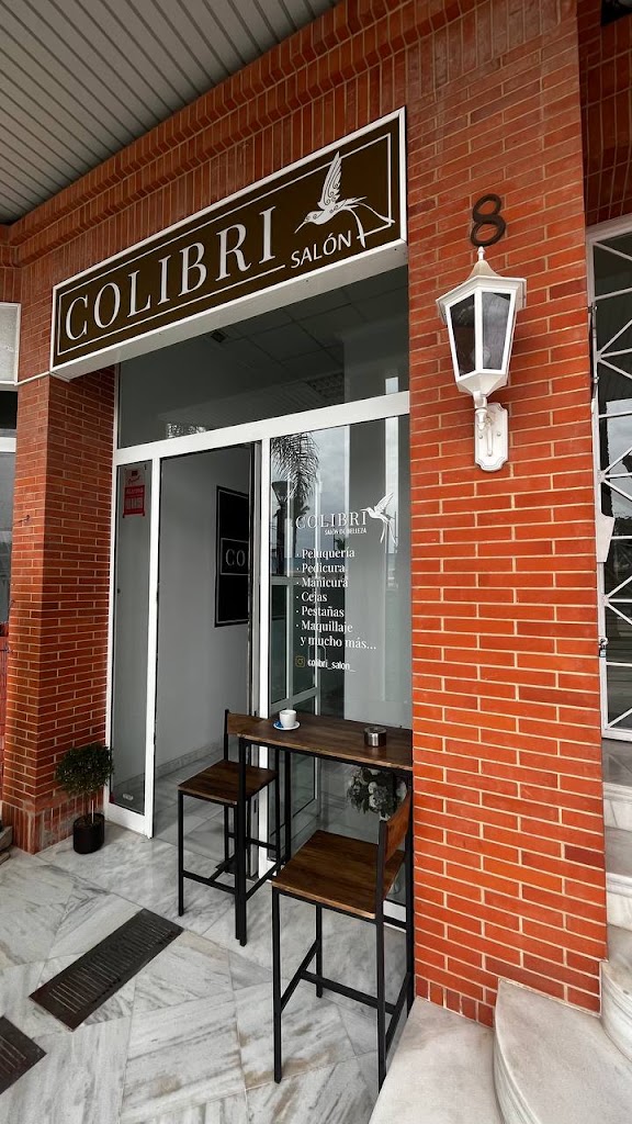 SALON DE BELLEZA COLIBRI — Exterior