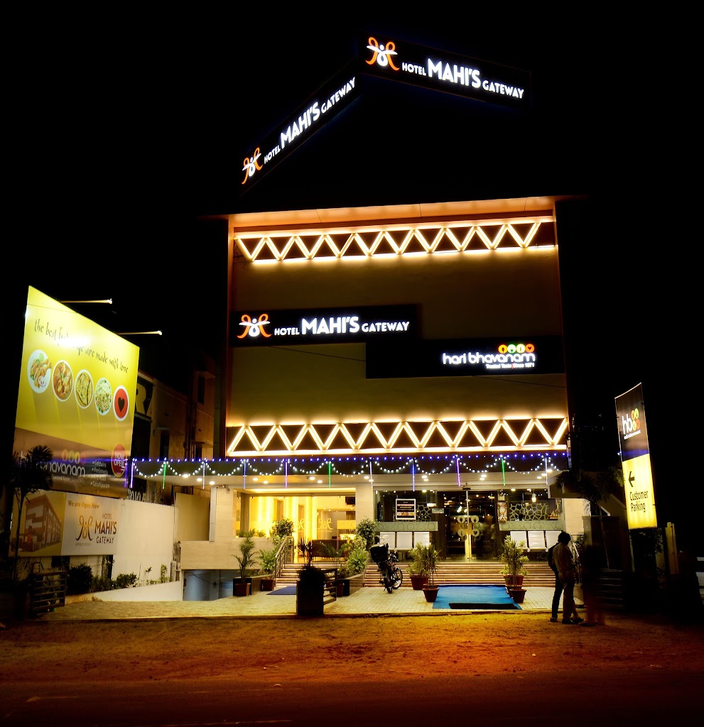 Hotel Mahi S Gateway
