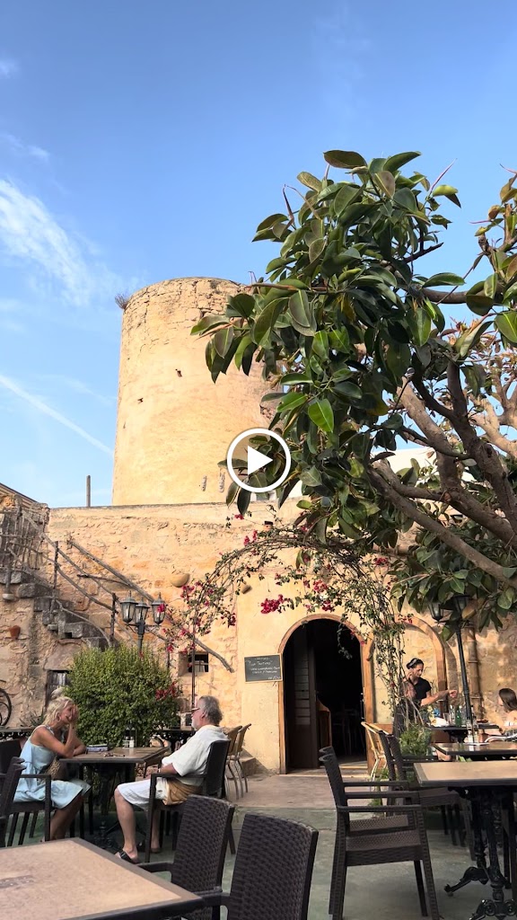 Pizzeria Can Joan — Videos
