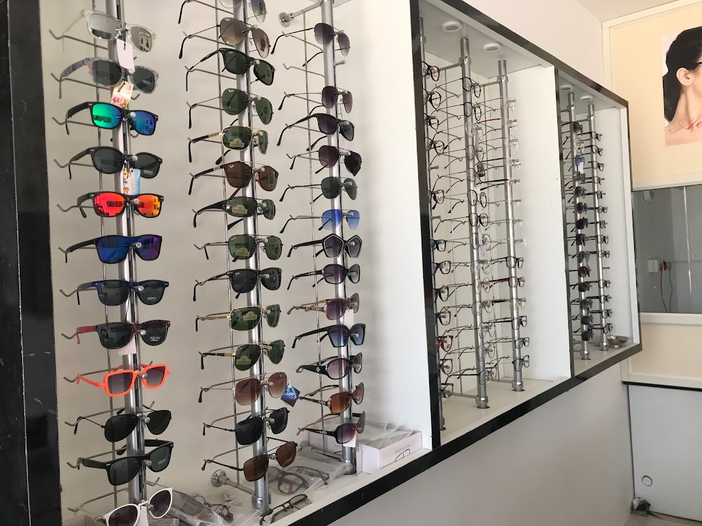 Taj Opticals And Eye Care