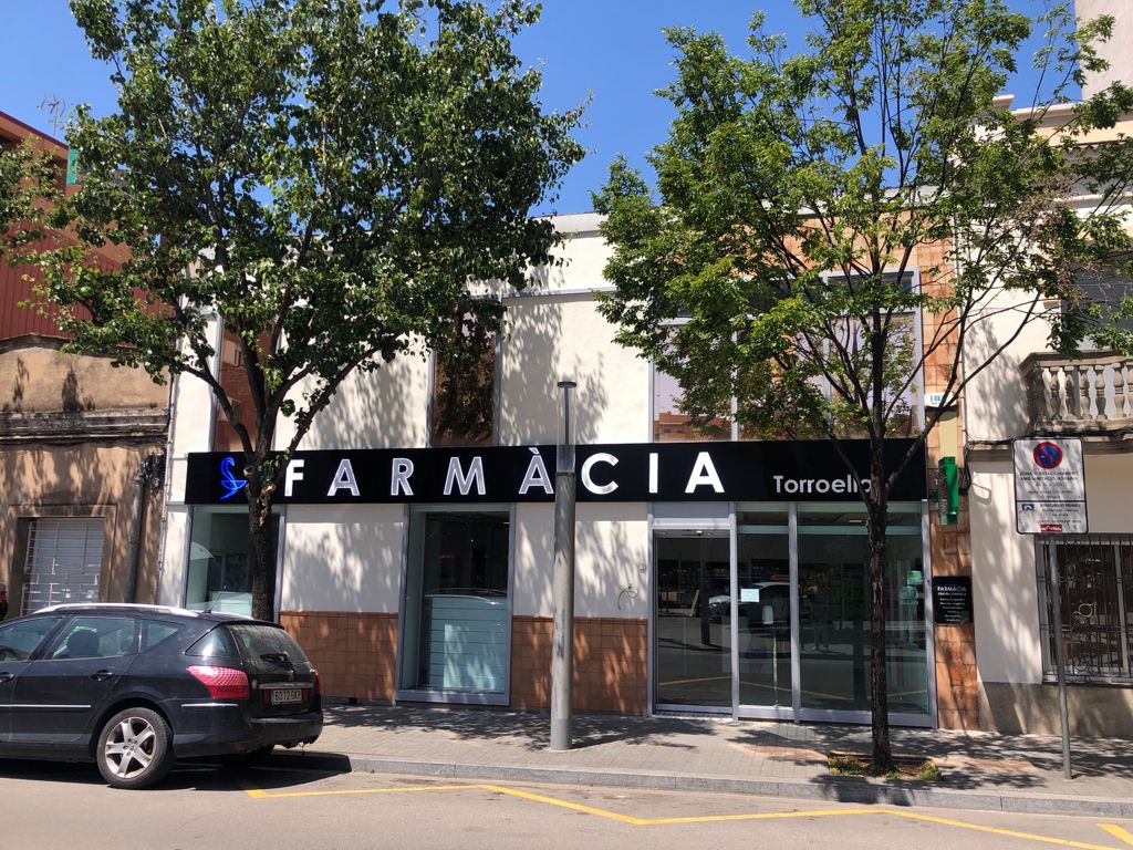 Farmacia Torroella