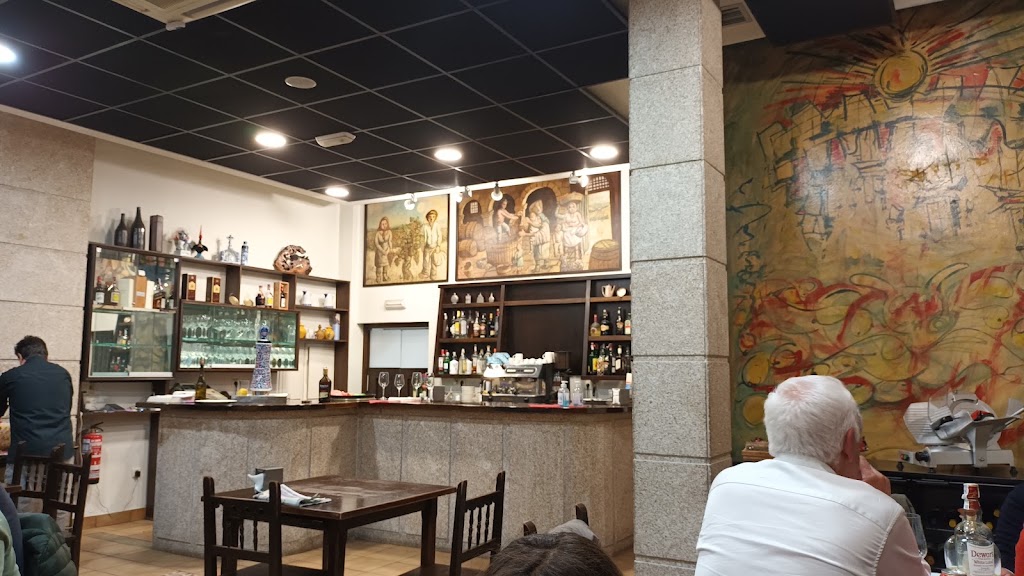 Bodegon O Ribeiro — Ambiente