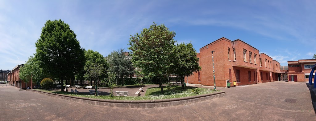 Txurdinaga Eskola / CEIP Txurdinaga HLHI