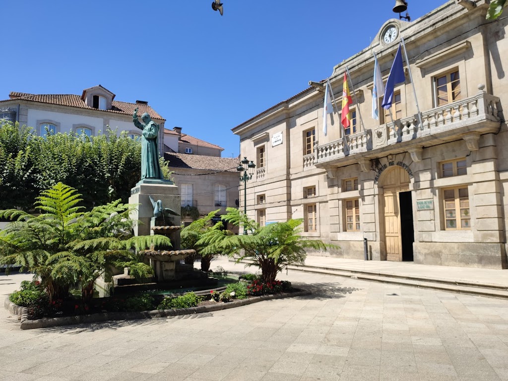 Estatua de Fray Rosendo Salvado