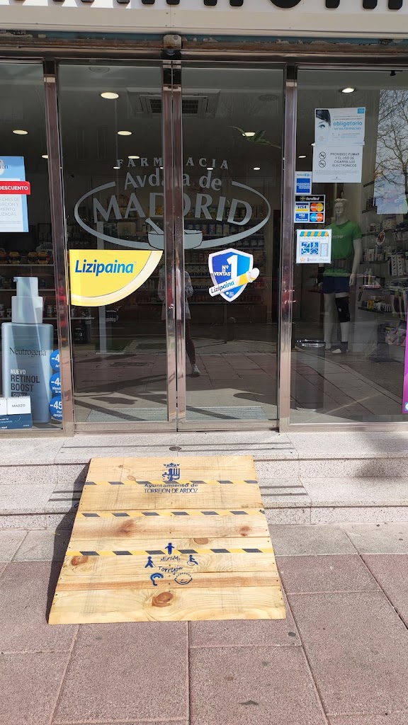 FARMACIA AVENIDA MADRID 70