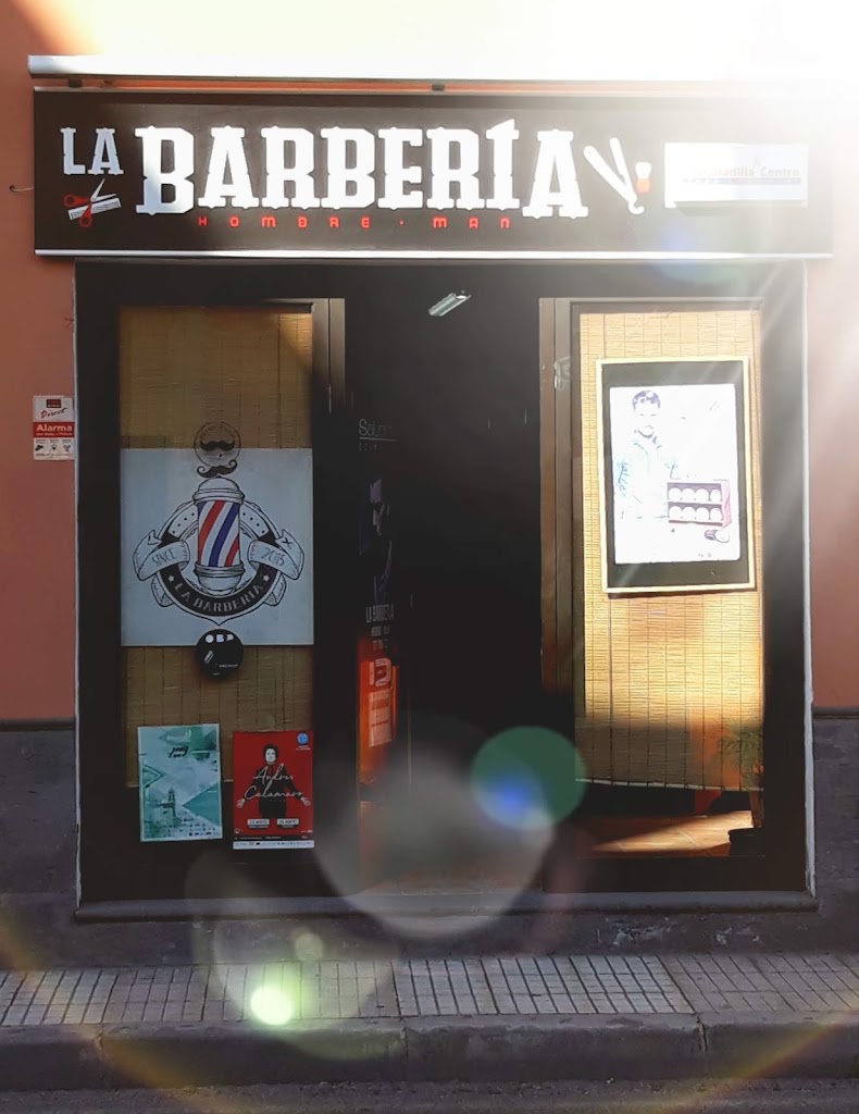 La barberia — Exterior