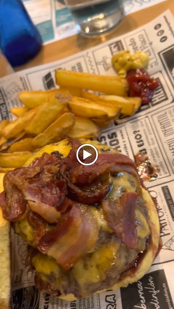 Lamburguesa (Canada) — Videos