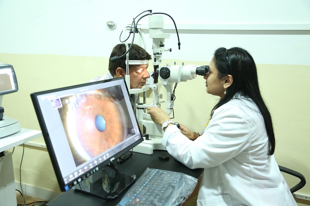 Dr Swati Tomar