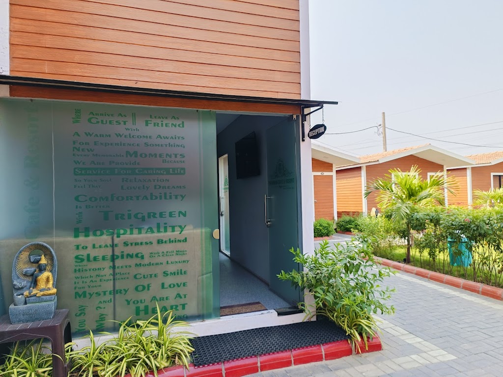 Tri Green Cafe Resort