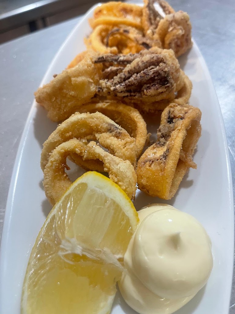 Conrad's Aventura — Comida y bebida