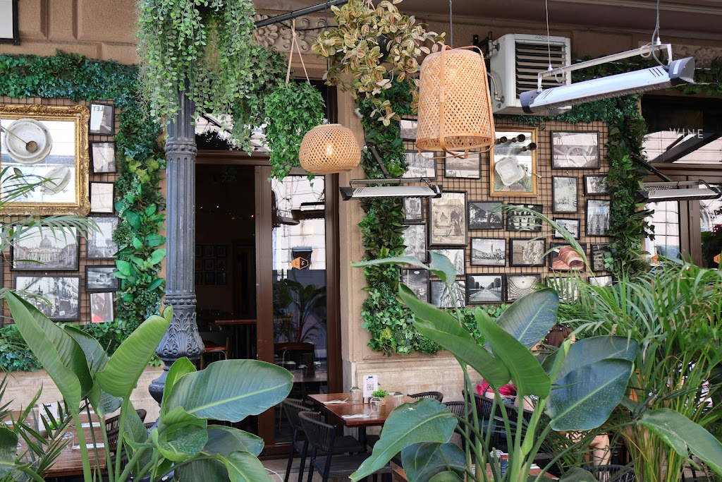 Epicure Restaurant Chalakudy