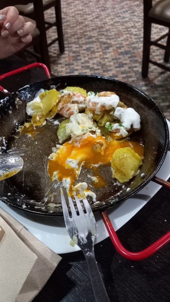 Marisqueria Plaza Mayor — Comida y bebida