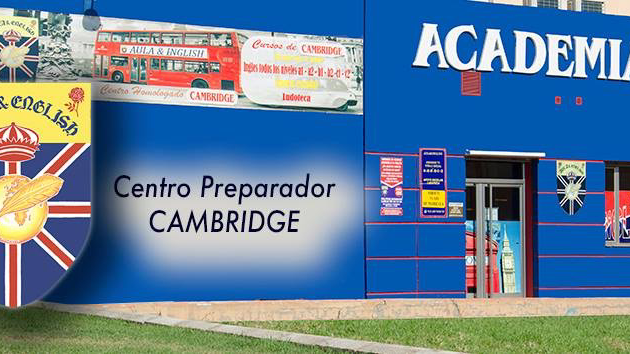 Academia Aula & English