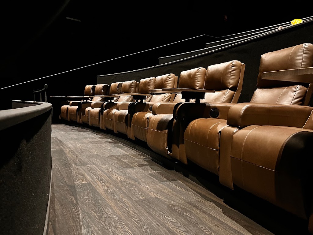 CINESA LUXE BARNASUD