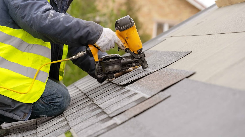 Roofing contractor in Clifton Park
