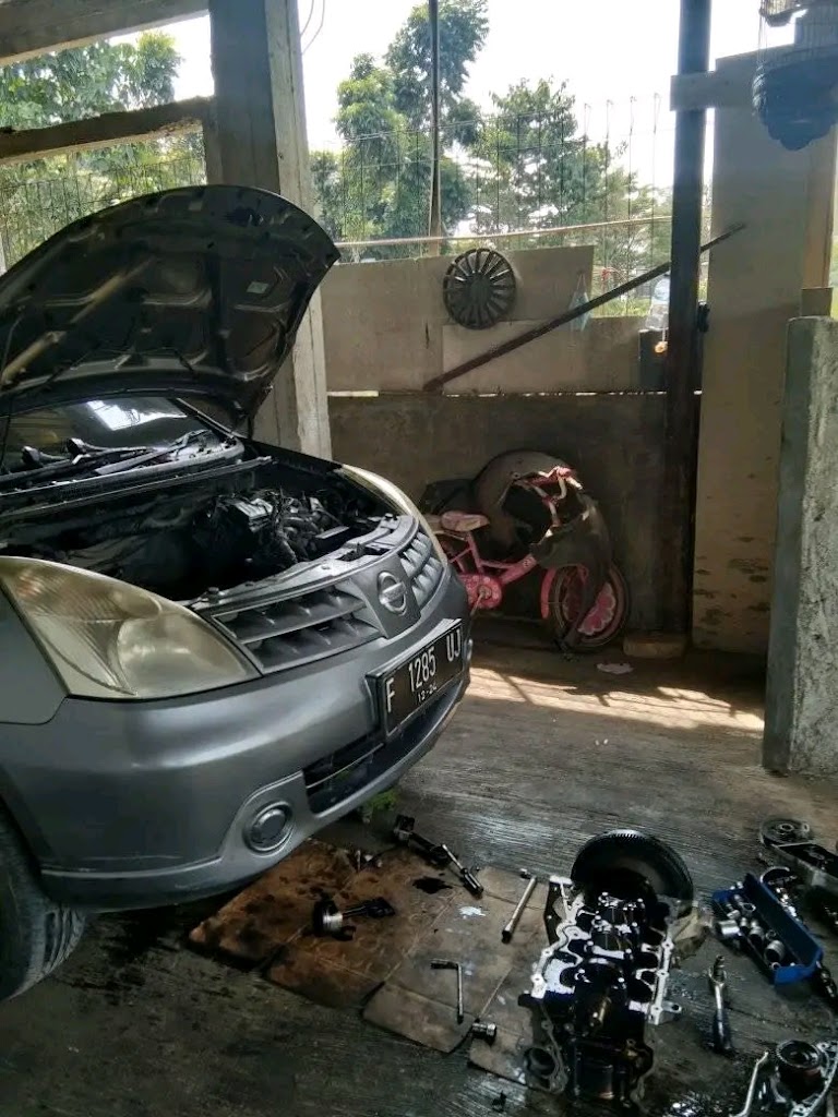 VALLENT MOTOR bengkel mobil 24jam