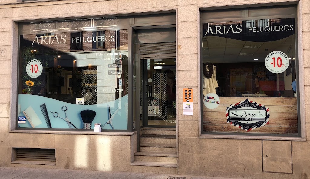 Arias Peluqueros (peluqueria, estetica y barberia) — Exterior