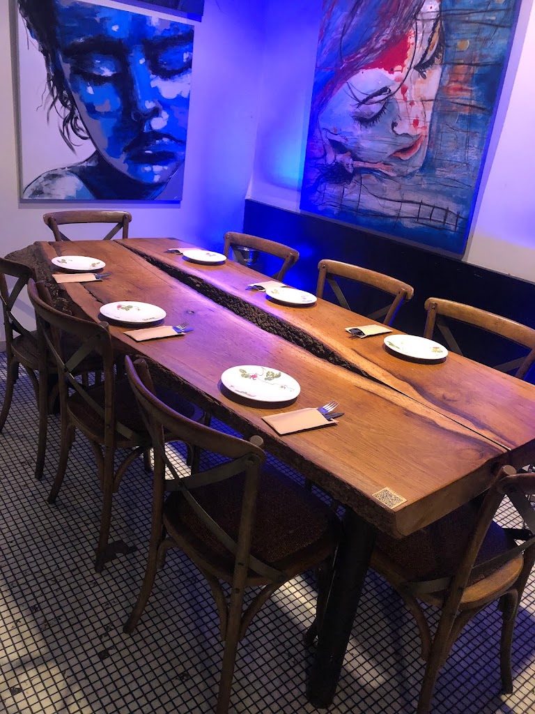 Nimbin Restaurant — Ambiente