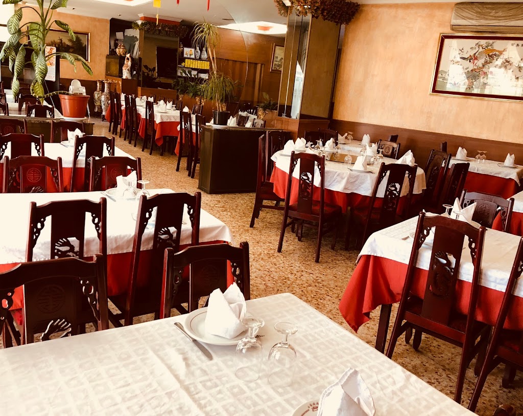 Restaurant China Town — Ambiente