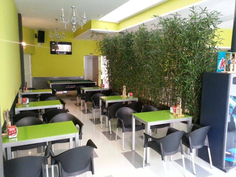 Pizzeria Cafeteria Caribe Almoradi — Ambiente