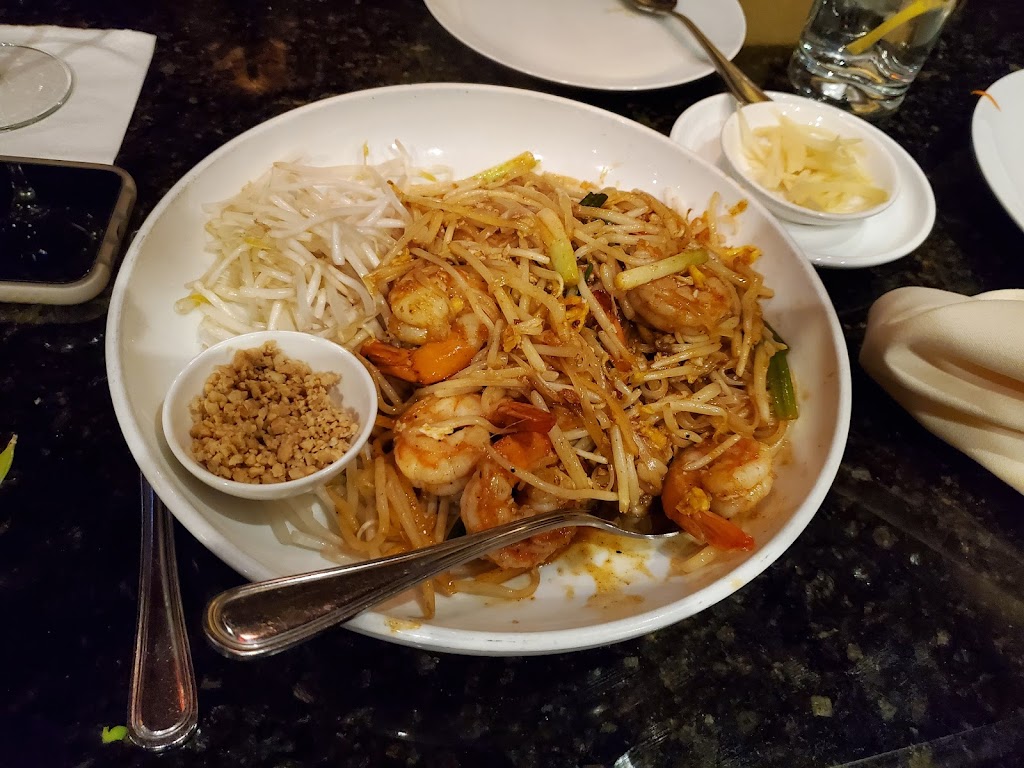 Pin Kaow Thai Restaurant Eastern