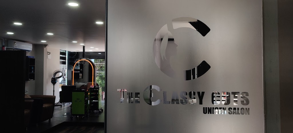 The Classy Cuts Unisex Saloon