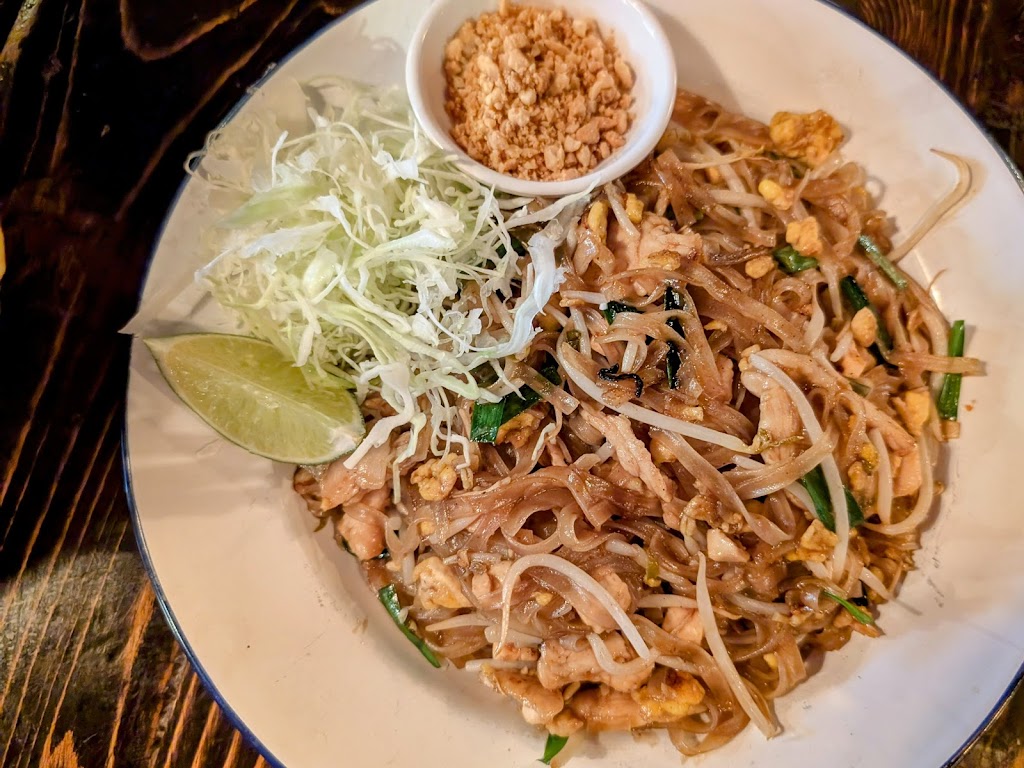 Pad thai