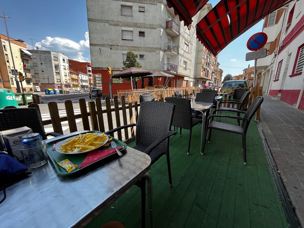 Cafeteria Restaurante Amir — Ambiente