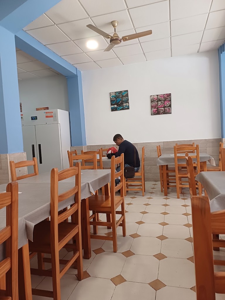 Pizzeria Betera — Ambiente