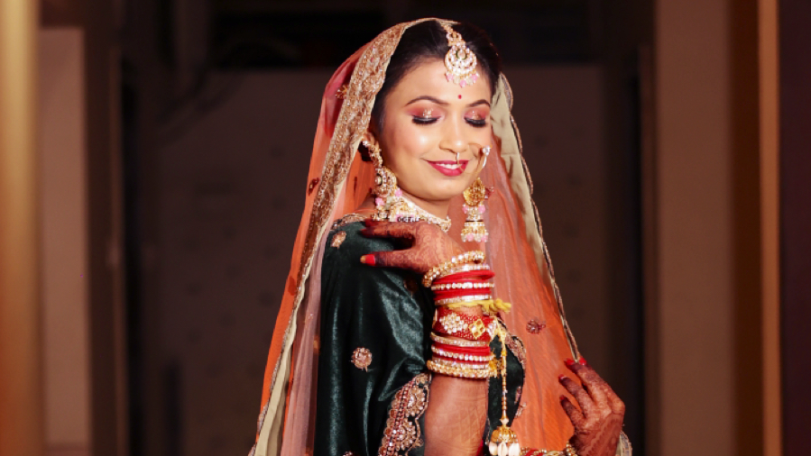 Siya Beauty Salon Makeup Studio