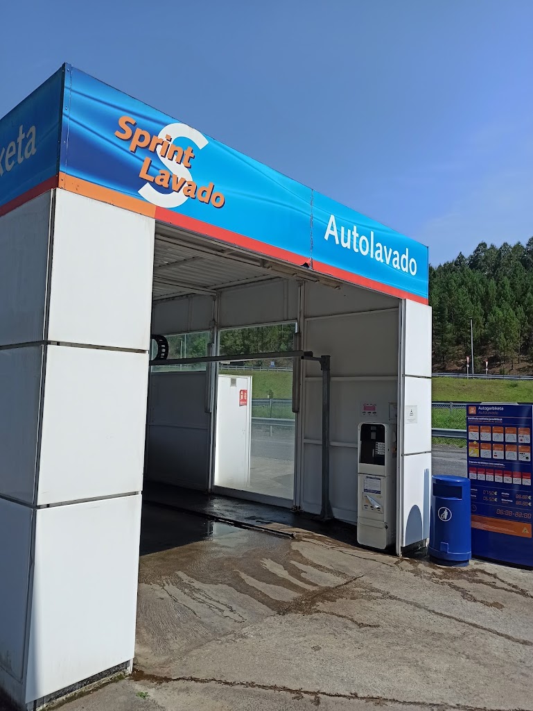 Estacion de Servicio Petronor - Repsol — Exterior