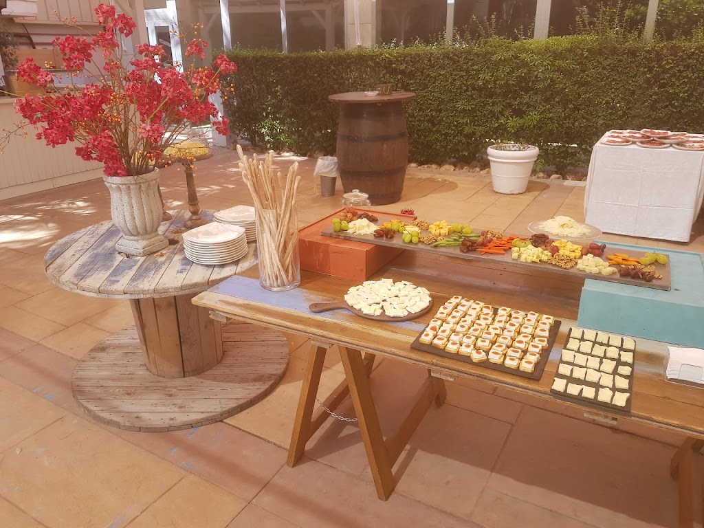 Restaurante Jardines Nou Cucuch — Comida y bebida