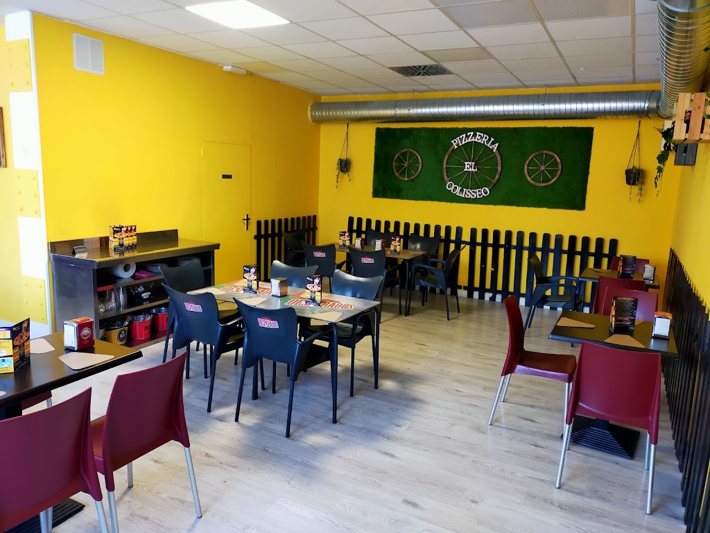 Pizzeria El Colisseo — Ambiente