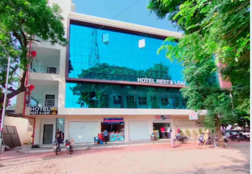 Hotel Rest Leaf