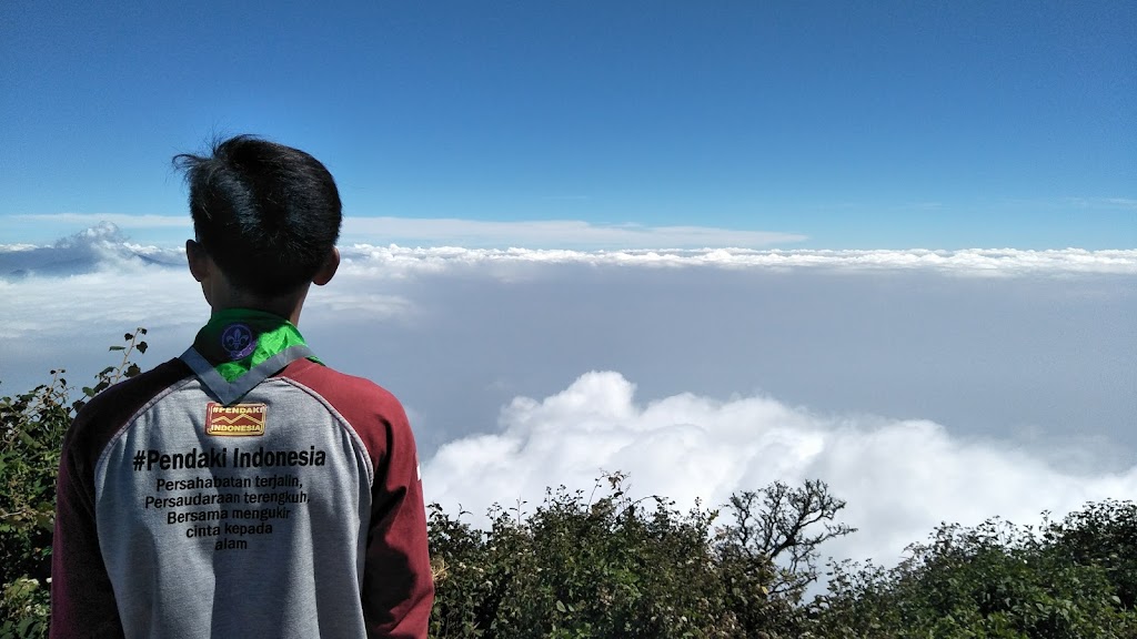 Puncak Gunung Cikuray 2821mdpl
