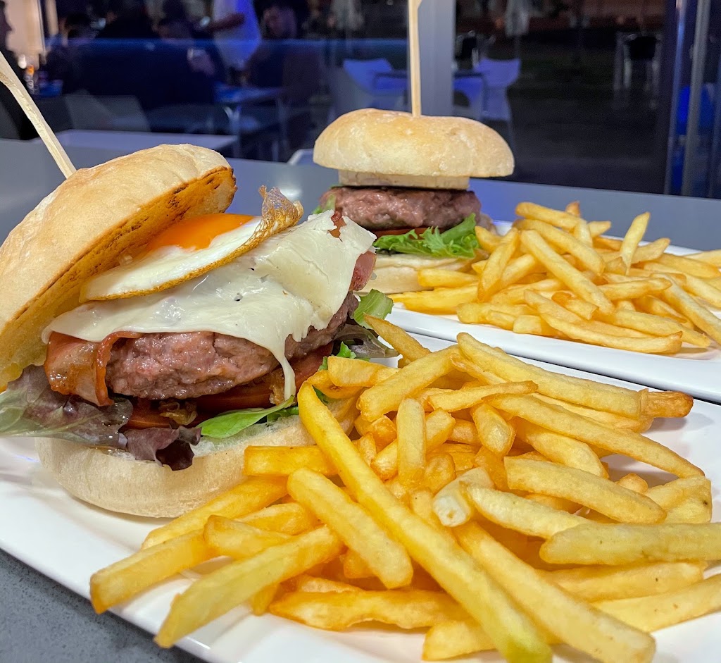 Casota Bar — Comida y bebida