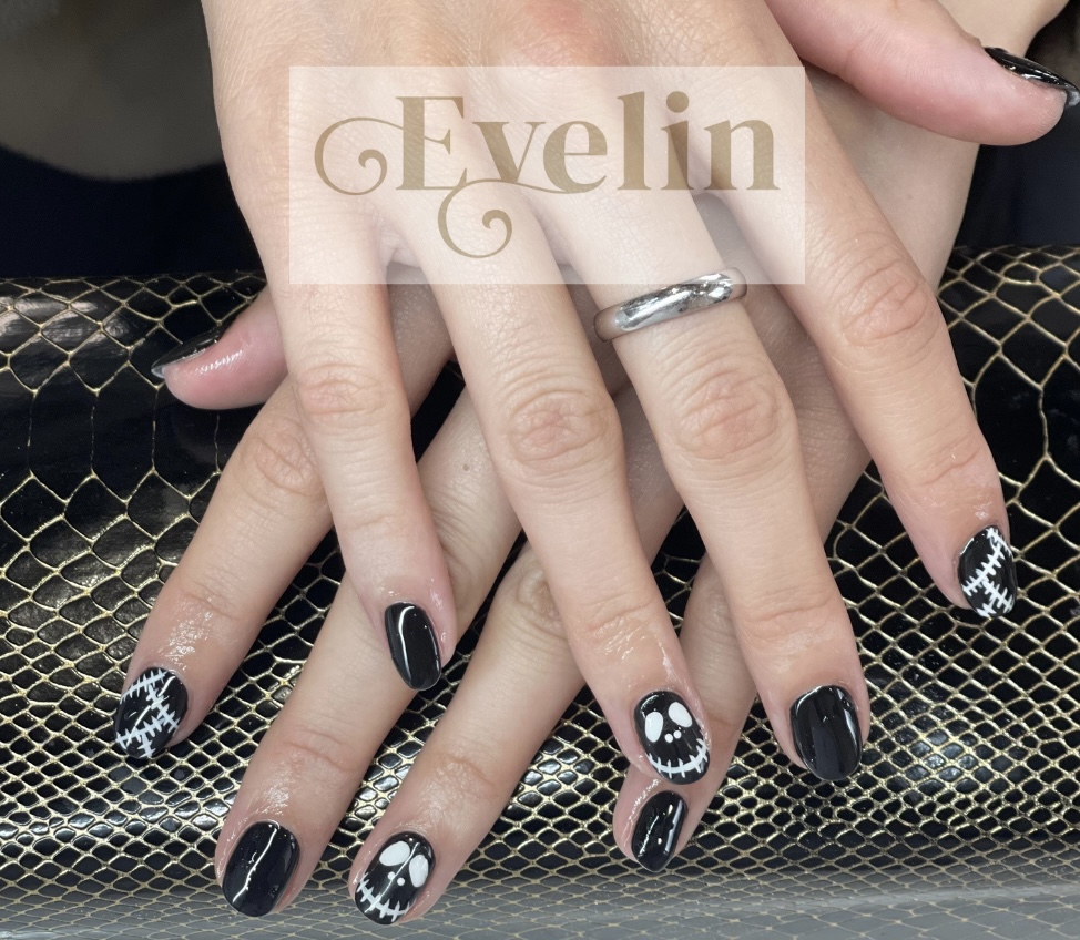 Estetica Evelin — Manicura