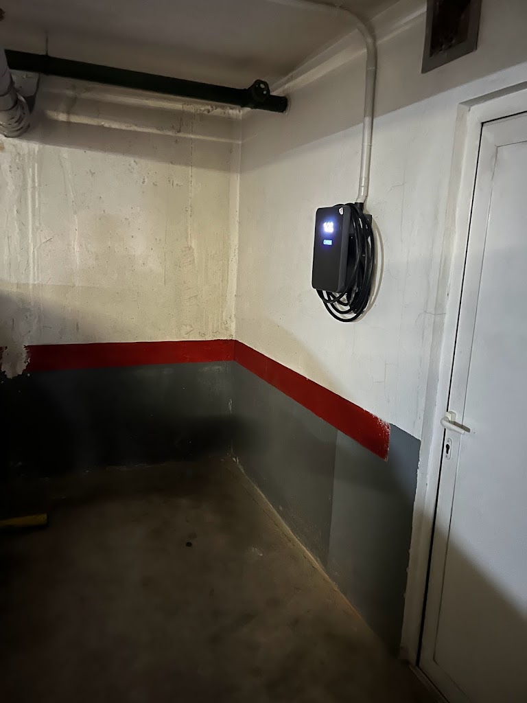 LugEnergy Estacion de carga — Interior