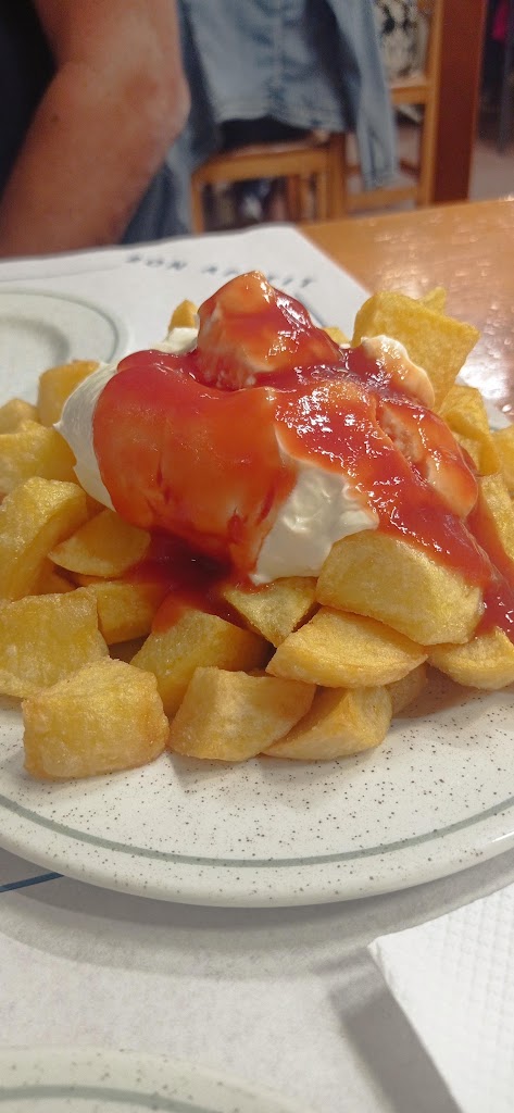 BAR ESTEPA — Comida y bebida