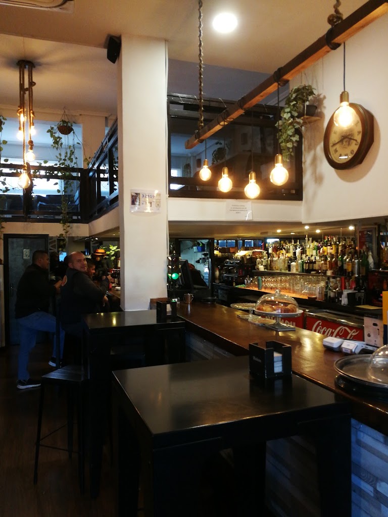 Evadete Bar-Pub — Ambiente