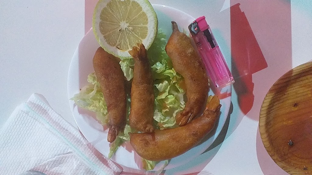 Bar la bonita (Repostando Gasolinera) — Comida y bebida