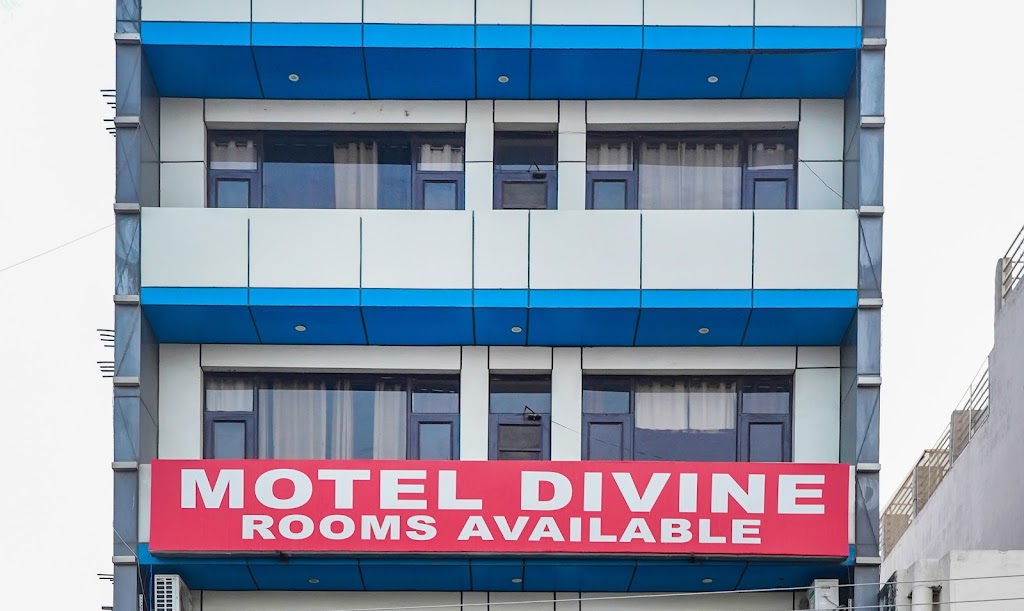 Motel Divine - Hotel in Sector 77