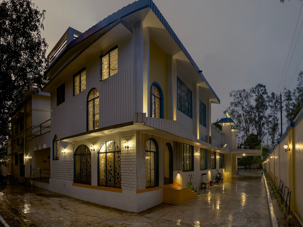 Bnl Farmhouse