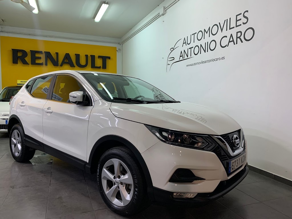 AUTOMOVILES ANTONIO CARO — Interior
