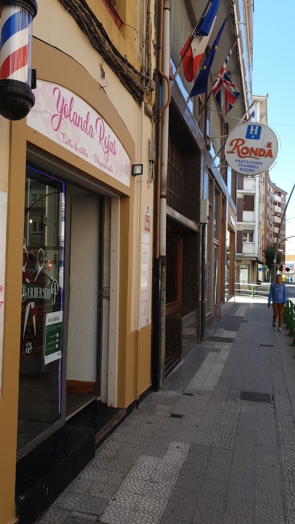 Centro de Estetica y Peluqueria Yolanda Rojas — Exterior