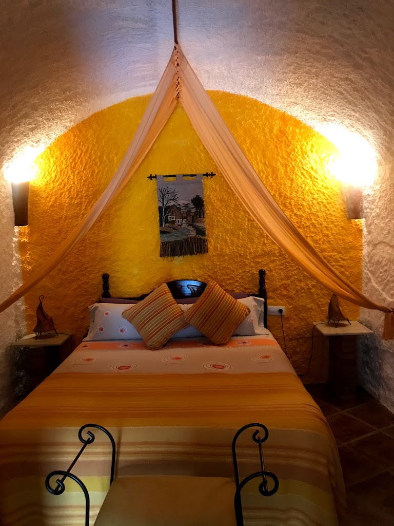 Hotel Rural Cuevas de Rolando — Habitaciones